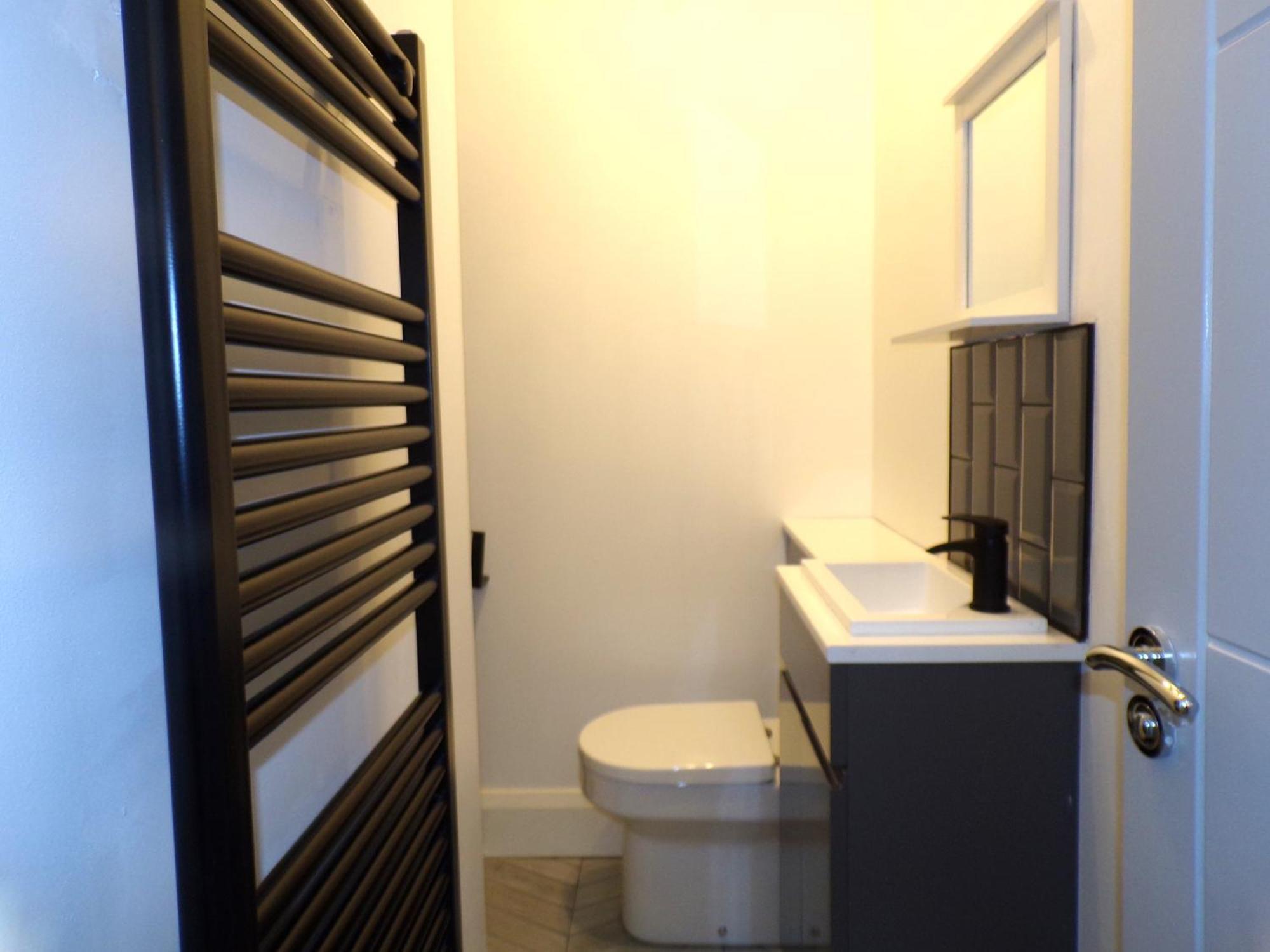 Hazelhurst House - 4 Bedrooms 2 Bathrooms Stoke-on-Trent 外观 照片