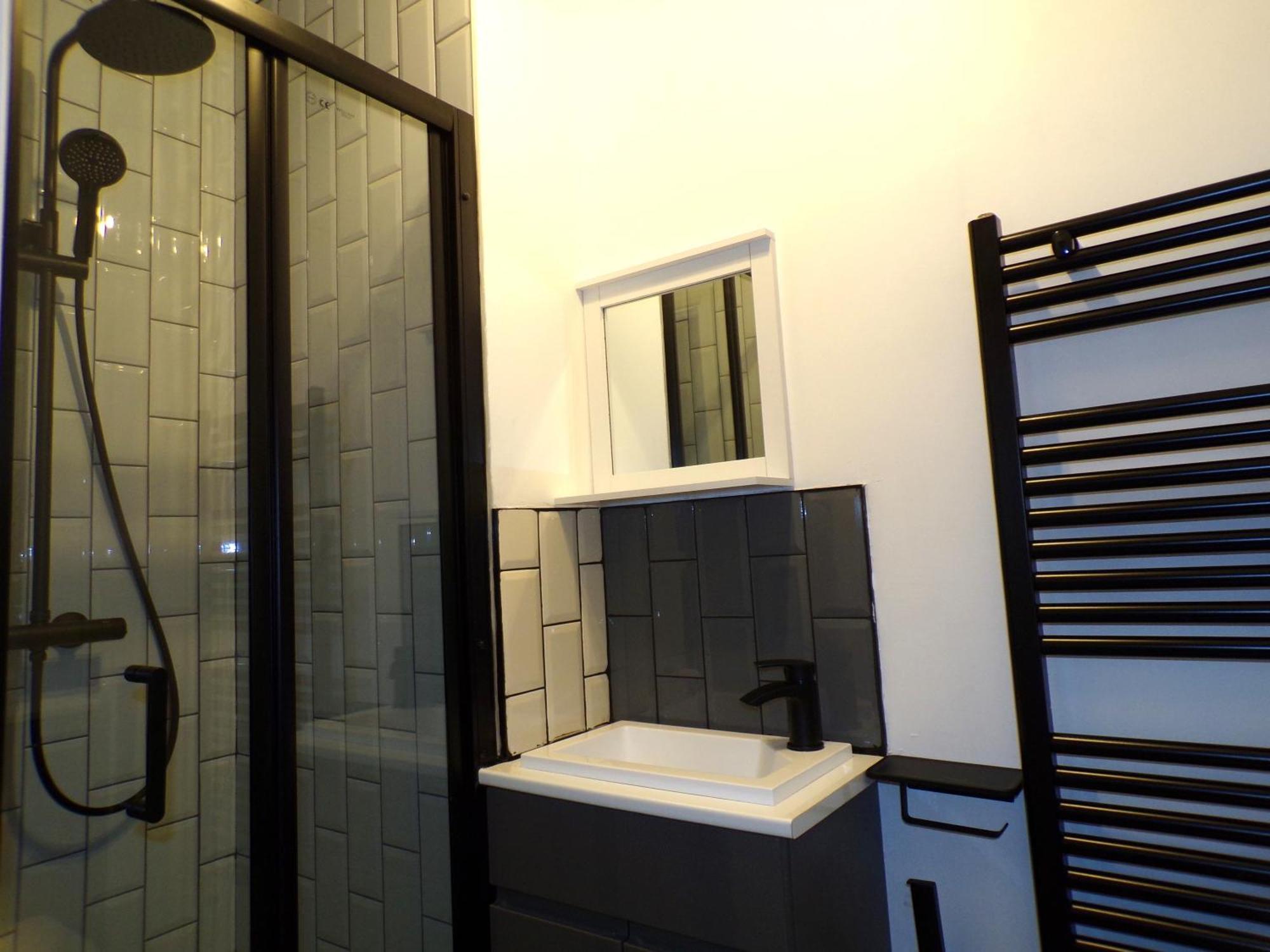 Hazelhurst House - 4 Bedrooms 2 Bathrooms Stoke-on-Trent 外观 照片